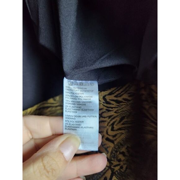 Lord & Taylor Women Blue/Black/Gold Tapestry Print 2 Button Blazer sized 14W